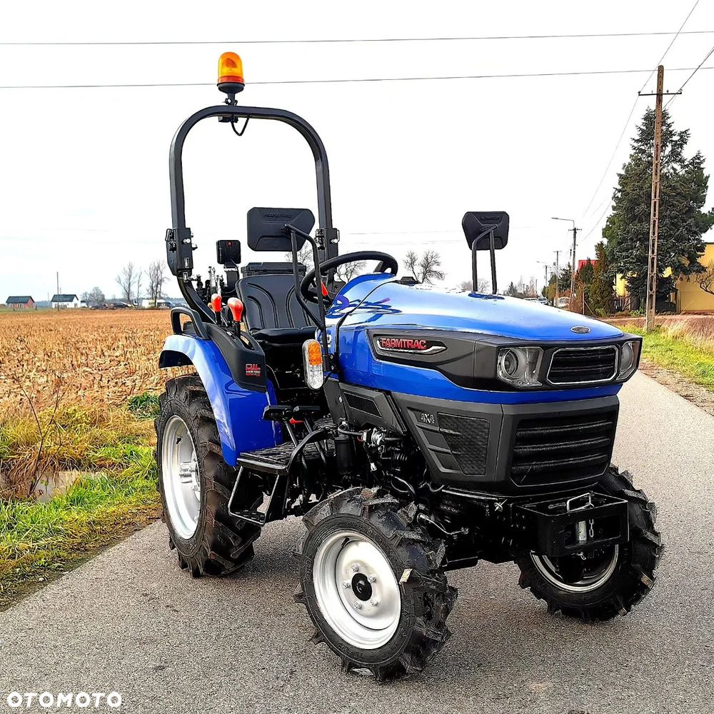 Farmtrac 22 4WD - 8