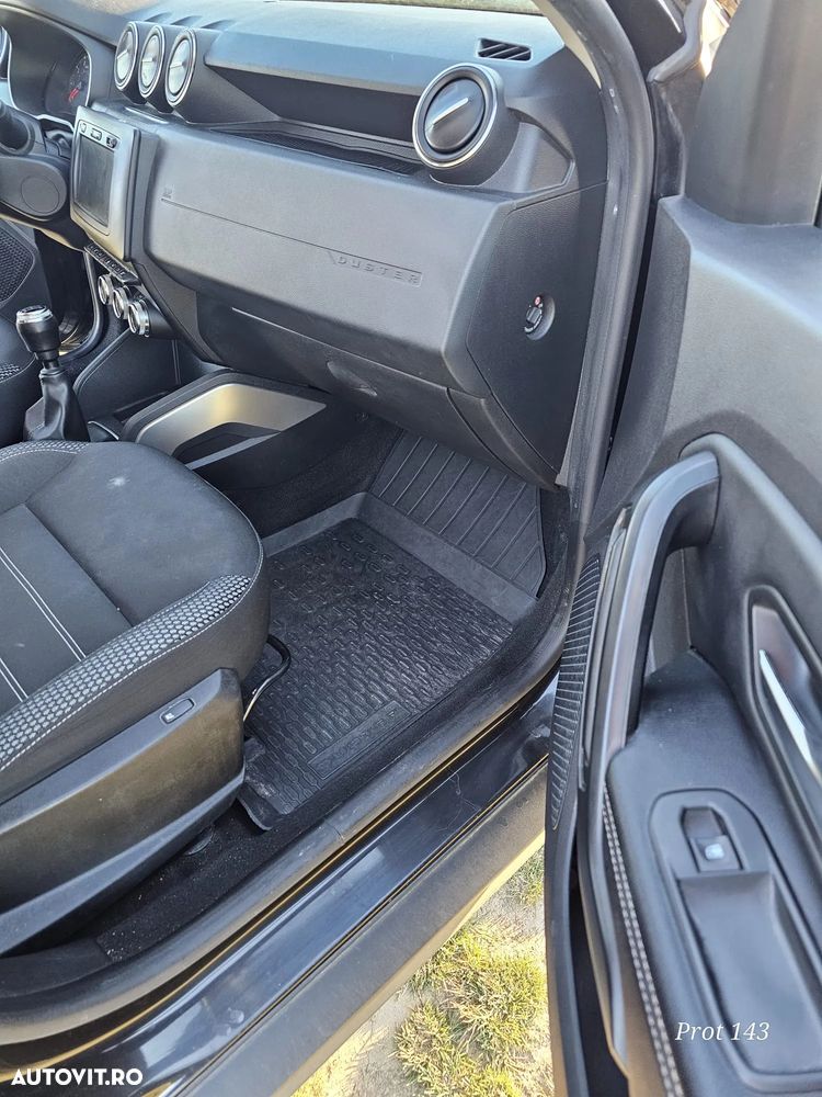 Dacia Duster 1.6 SCe 4WD Prestige jante 16" - 9