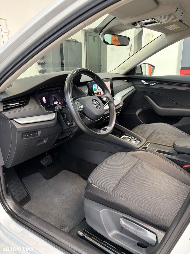 Skoda Octavia 2.0 TDI DSG Style - 11