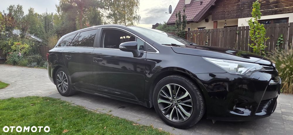 Toyota Avensis 1.8 Prestige - 30
