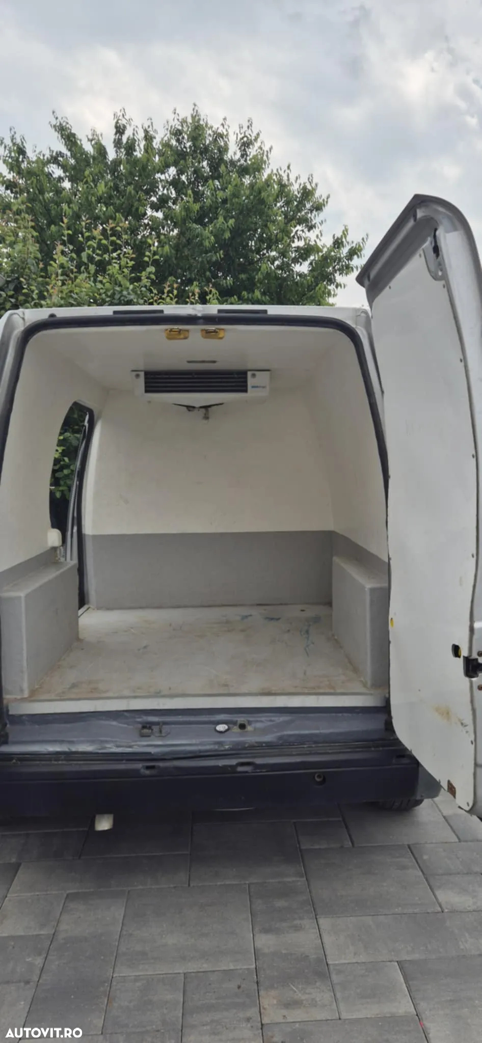 Ford Transit Connect - 3