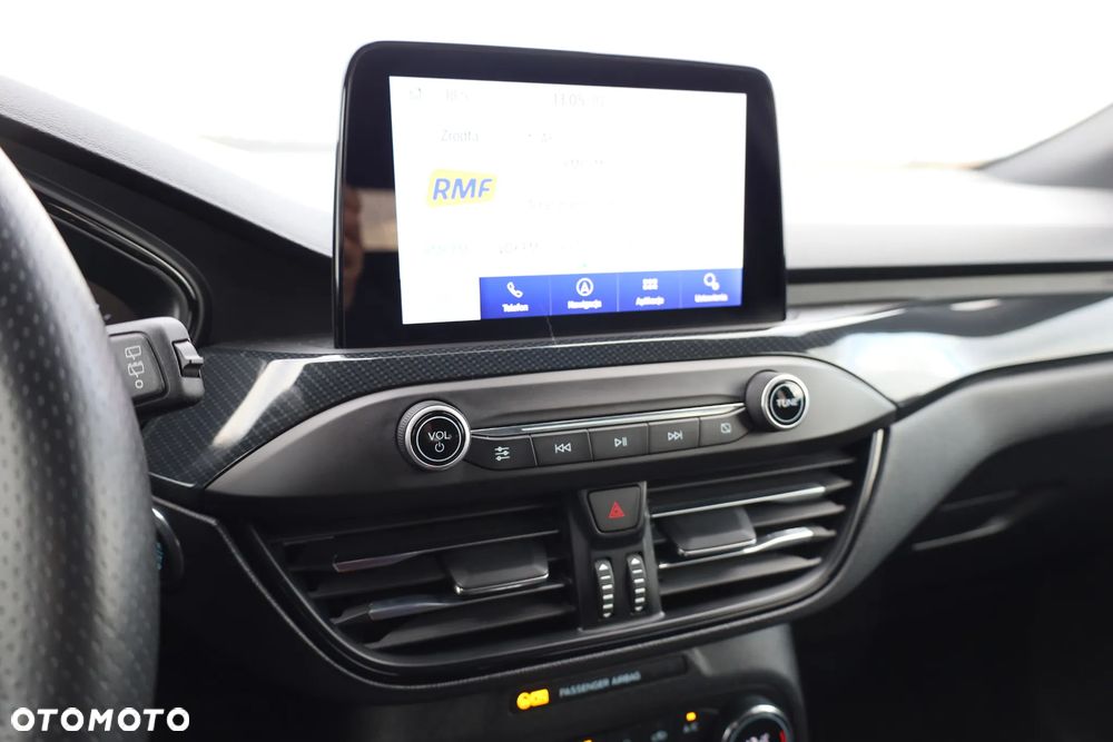 Ford Focus 1.0 EcoBoost ST-Line - 15