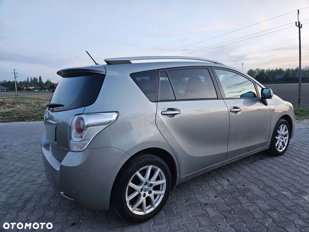 Toyota Verso 1.8 Sol plus - 4