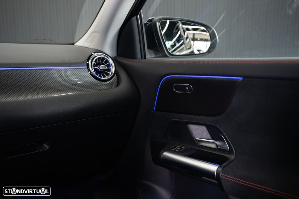 Mercedes-Benz GLA 250 e 8G-DCT AMG Line - 42