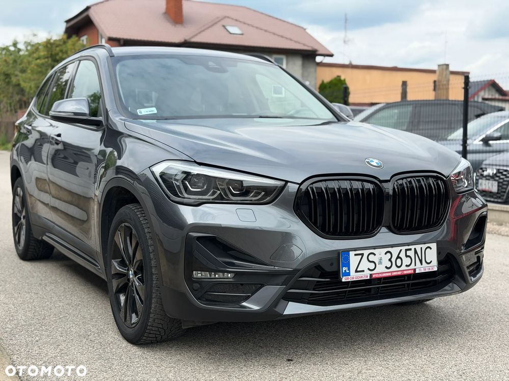 BMW X1 sDrive18i Sport Line - 3