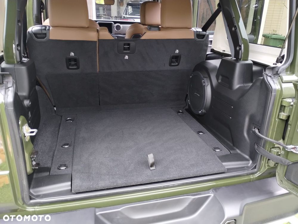 Jeep Wrangler Unlimited GME 2.0 Turbo Rubicon - 18