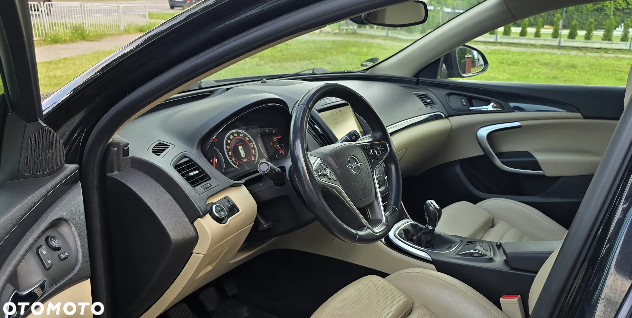 Opel Insignia 2.0 CDTI Sports Tourer - 14