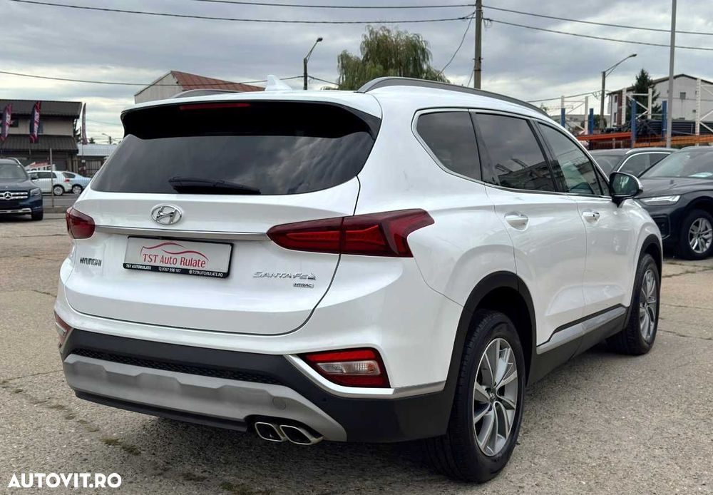 Hyundai Santa Fe - 8
