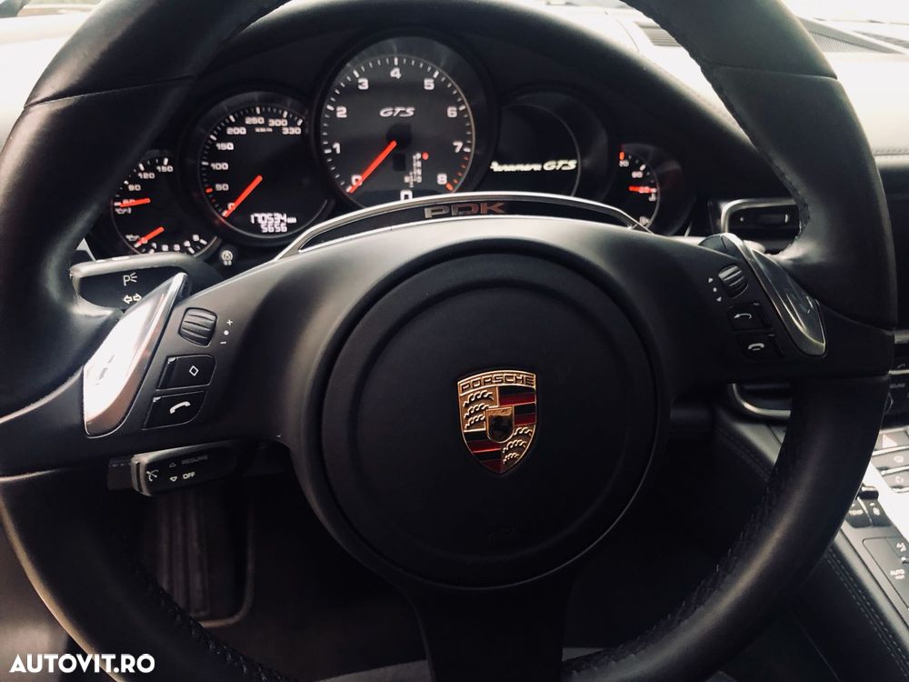 Porsche Panamera - 11