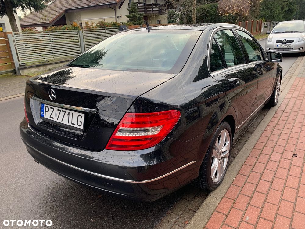 Mercedes-Benz Klasa C 200 CDI DPF Automatik BlueEFFICIENCY Avantgarde - 4