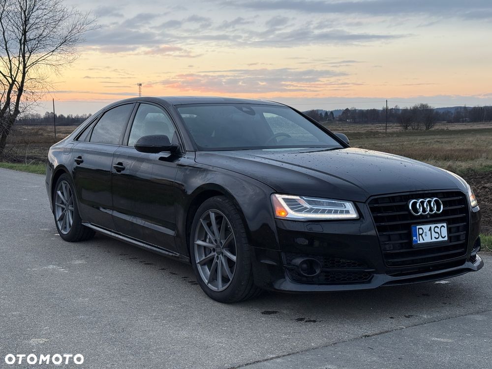 Audi S8 Plus 4.0 TFSI Quattro - 1