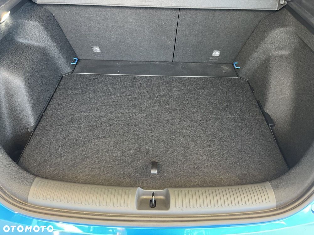 MG ZS Hybrid+ - 19