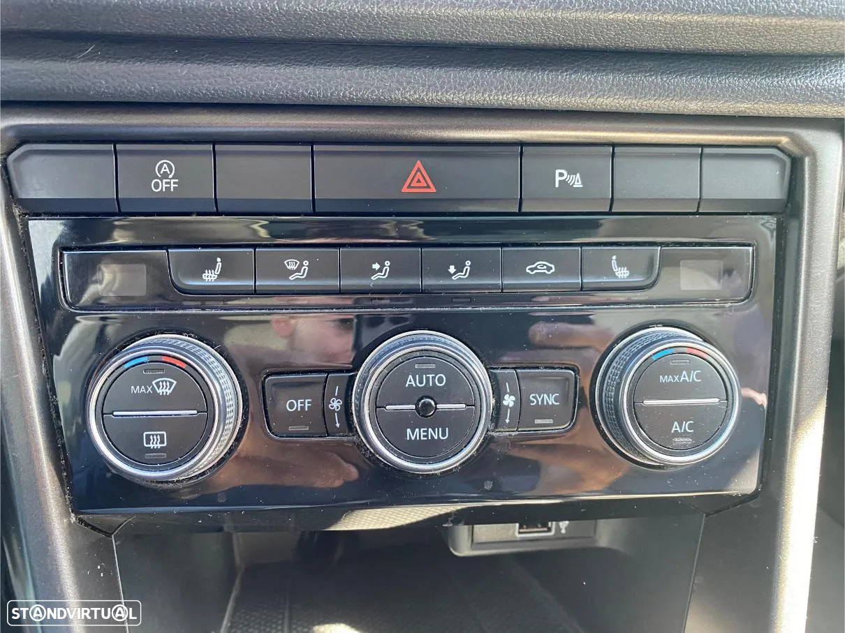 VW T-Roc 1.0 TSI OPF UNITED - 32