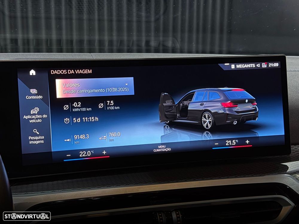 BMW 330 e Touring Pack Desportivo M Pro Auto - 33