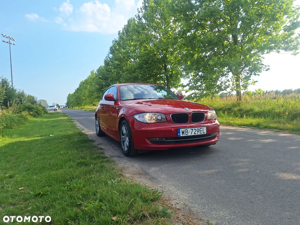BMW Seria 1 116d - 2
