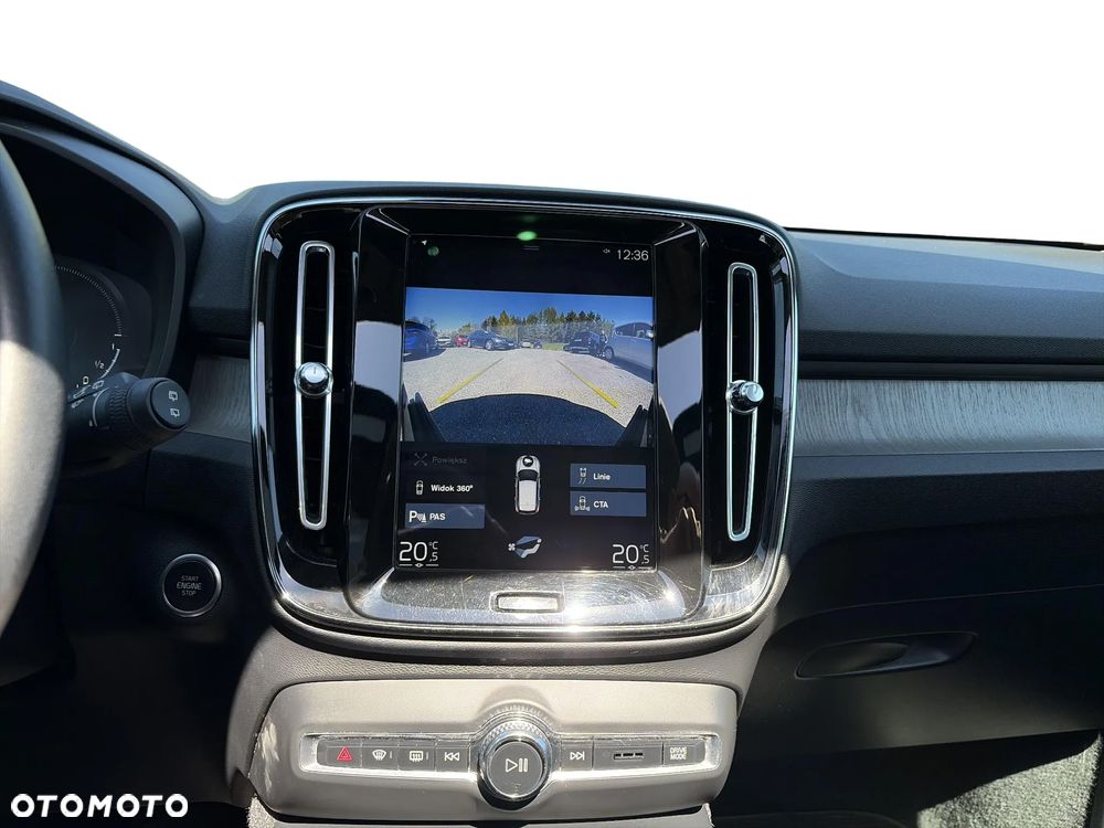 Volvo XC 40 - 36