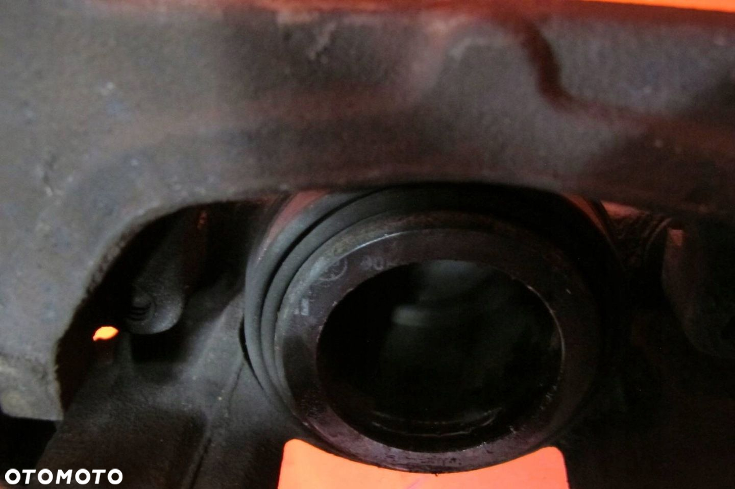 BMW 1 E87 3.0 i N52B30A E81 E89 ZACISK HAMULCOWY JARZMO PRAWY PRZÓD 54/24 - 6