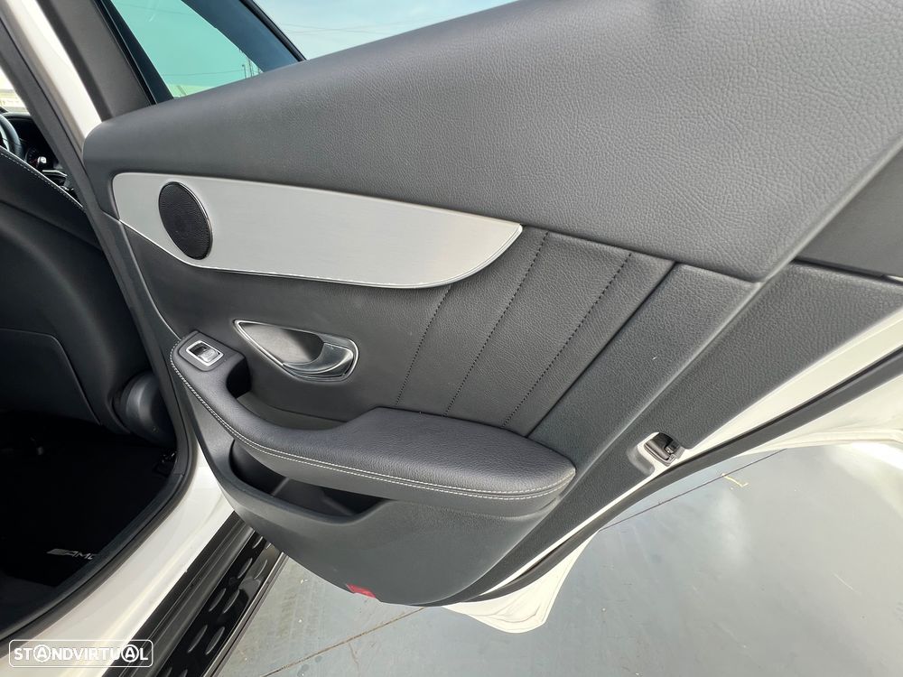 Mercedes-Benz GLC 220 d 4Matic 9G-TRONIC AMG Line - 18