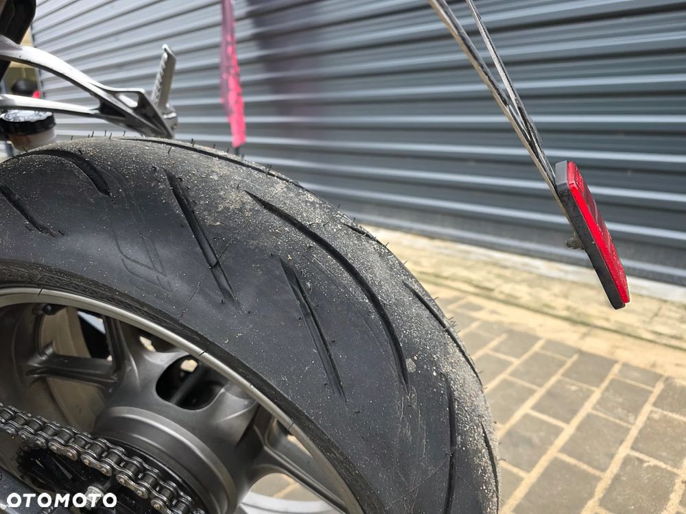 Kawasaki ZX - 9