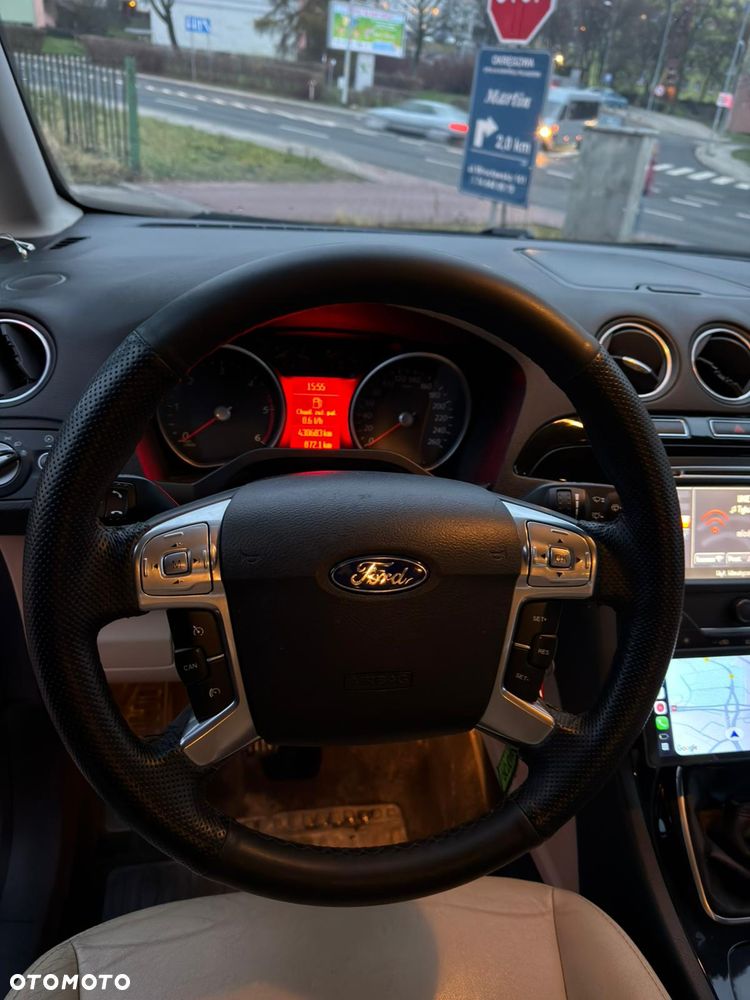 Ford Galaxy 2.0 TDCi Ghia - 20