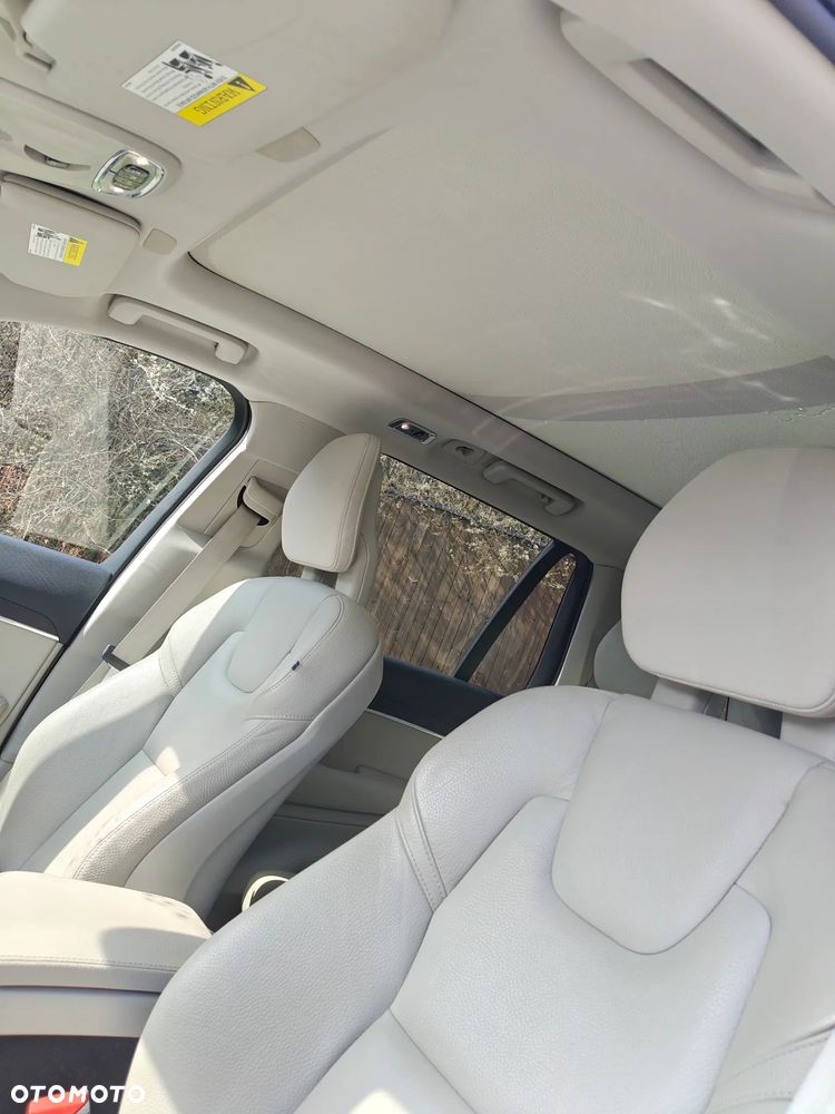 Volvo XC 90 T5 AWD Geartronic Momentum Pro - 9