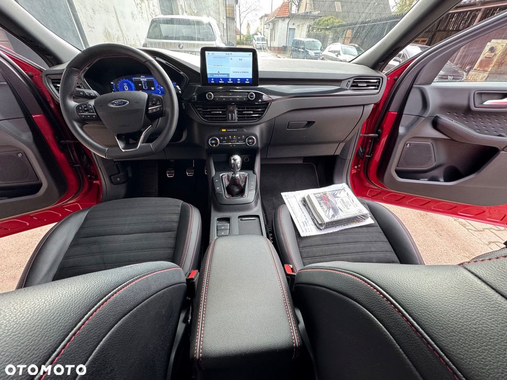 Ford Kuga 1.5 EcoBoost FWD ST-Line X - 6