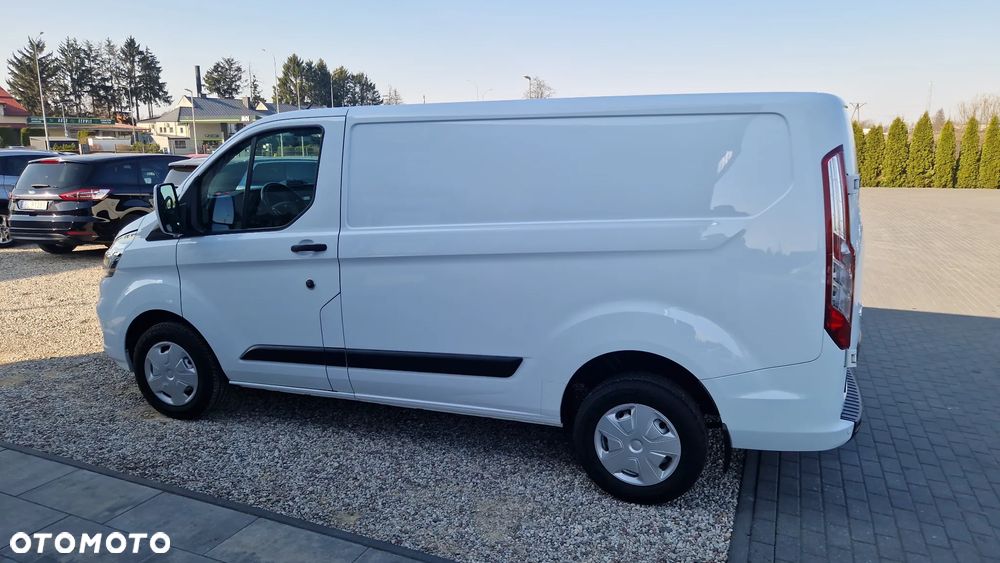 Ford TRANSIT CUSTOM - 4