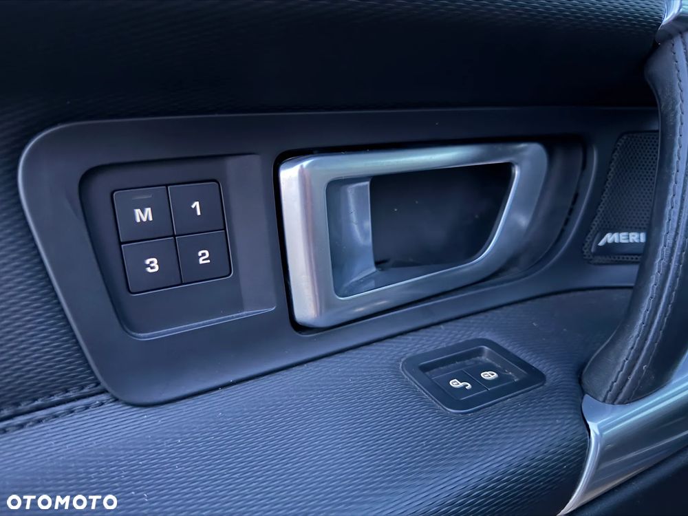 Land Rover Discovery Sport TD4 HSE Luxury - 31