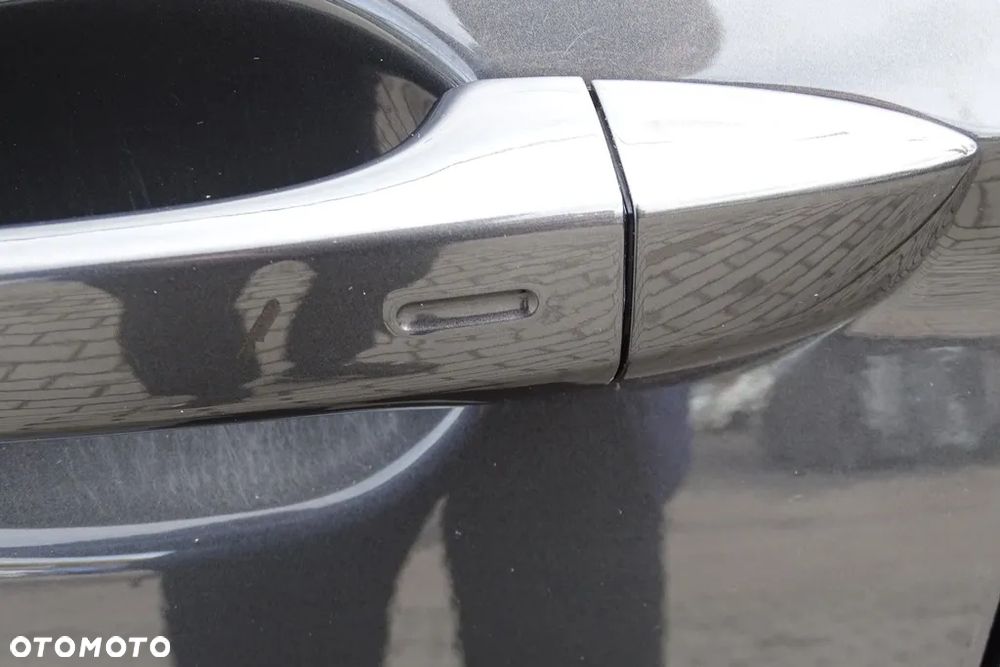 Volkswagen Passat - 11