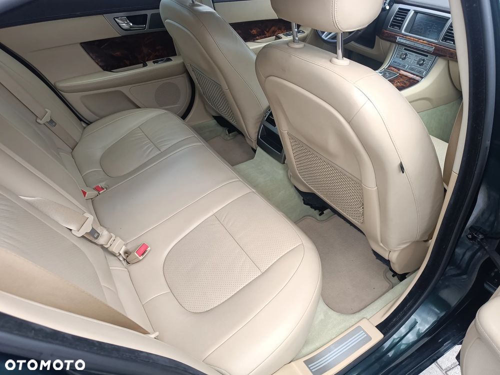 Jaguar XF 3.0 V6 S Premium Luxury - 17