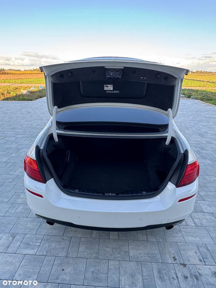 BMW Seria 5 535i Sport-Aut Modern Line - 18