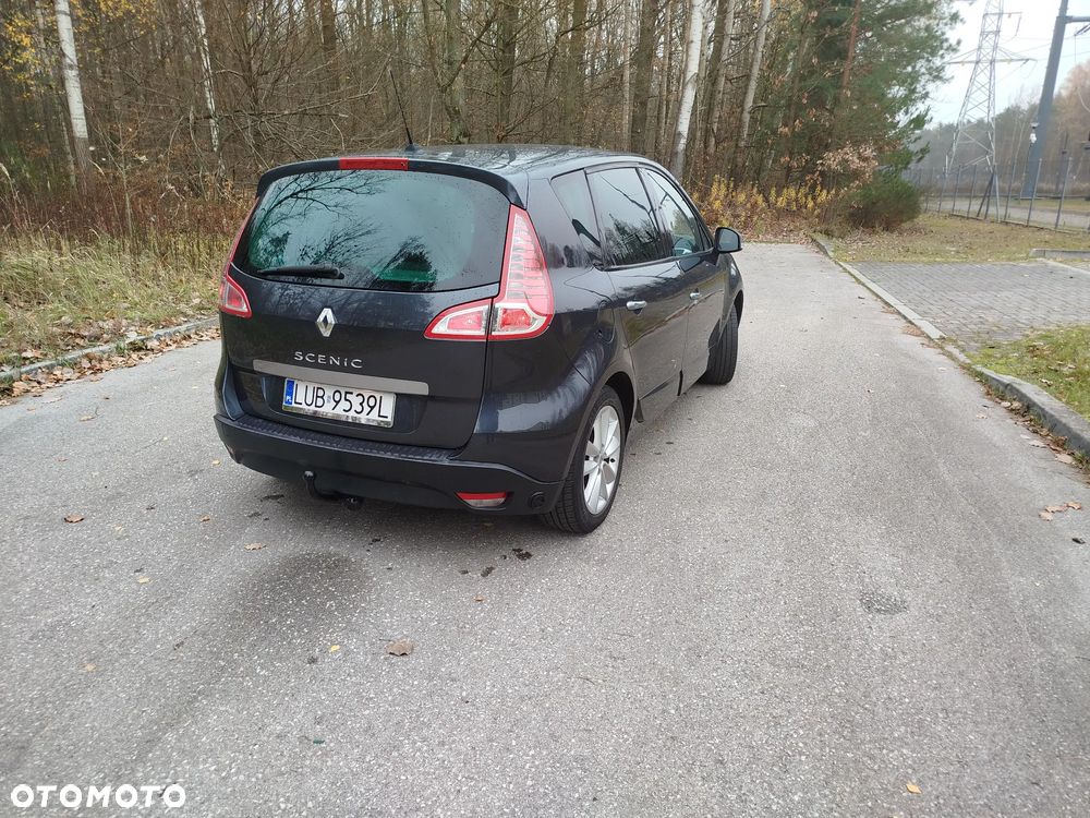Renault Scenic 1.6 16V 110 Expression - 8