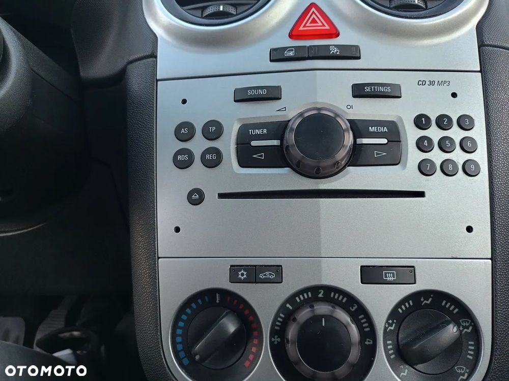 Opel Corsa 1.2 16V Enjoy - 28