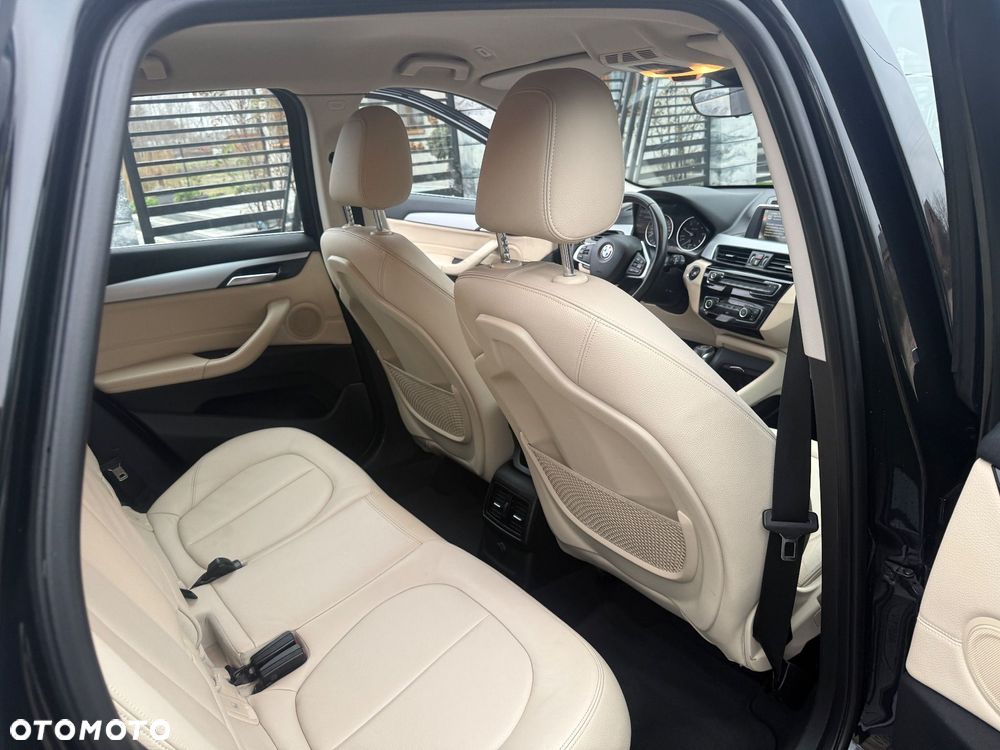 BMW X1 sDrive18d Advantage - 24