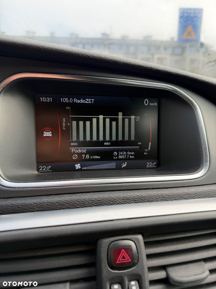 Volvo V40 T2 - 14