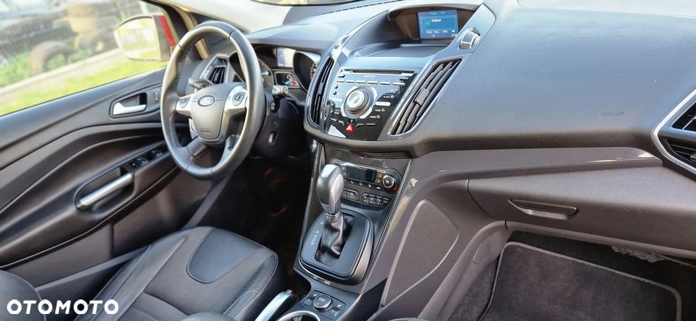 Ford Kuga 2.0 TDCi 4x4 Titanium - 5