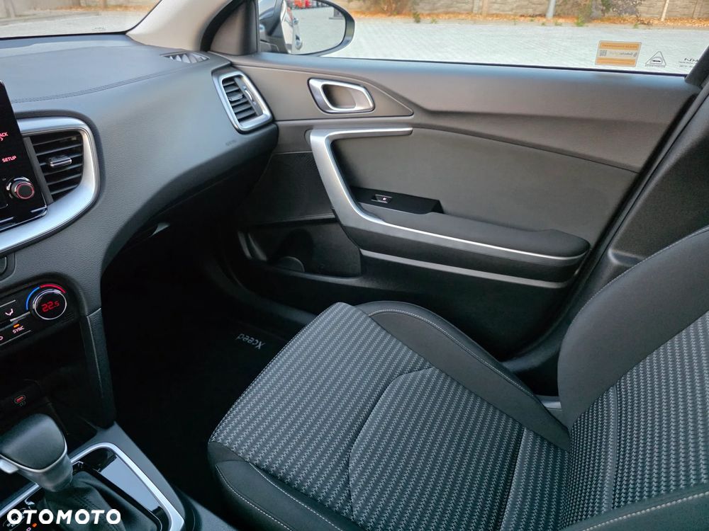 Kia XCeed 1.5 T-GDI M DCT - 14