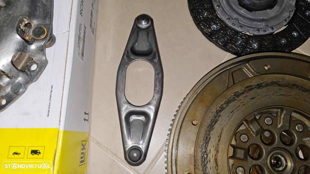 Kit de embraiagem completo LUK REPSET DMF Bmw 240mm semi novo - 6