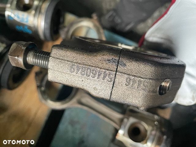 DEUTZ Korbowód TCD2013L044V TCD2013L064V Fendt 936 oryginał 04901791 - 4