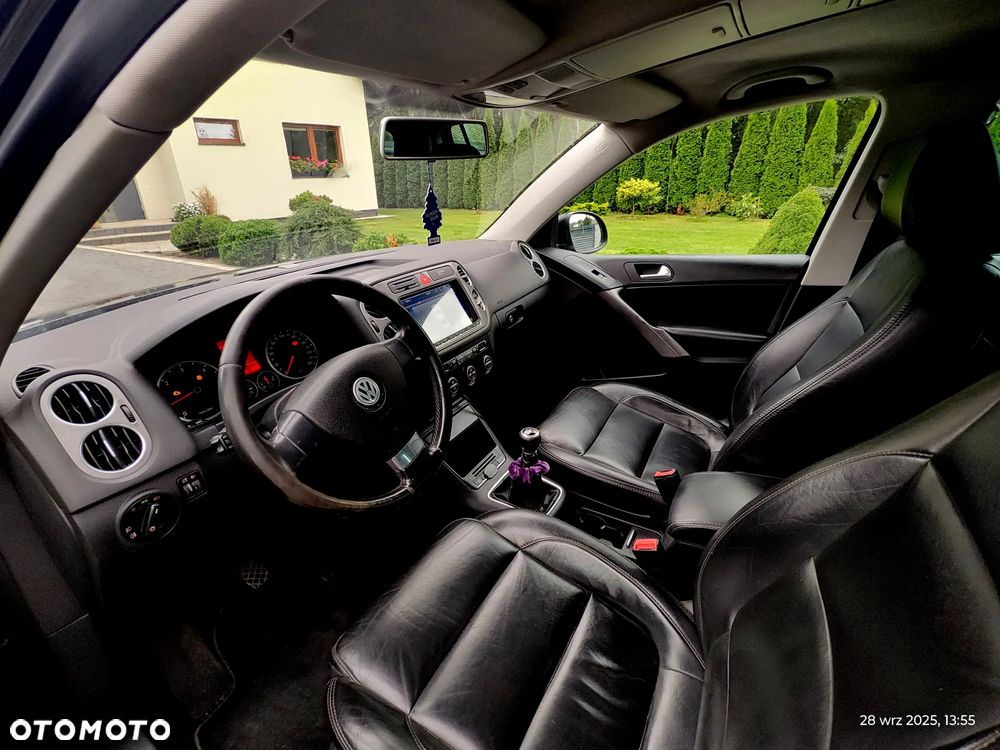 Volkswagen Tiguan 2.0 TDI DPF BlueMotion Technology Sport & Style - 6