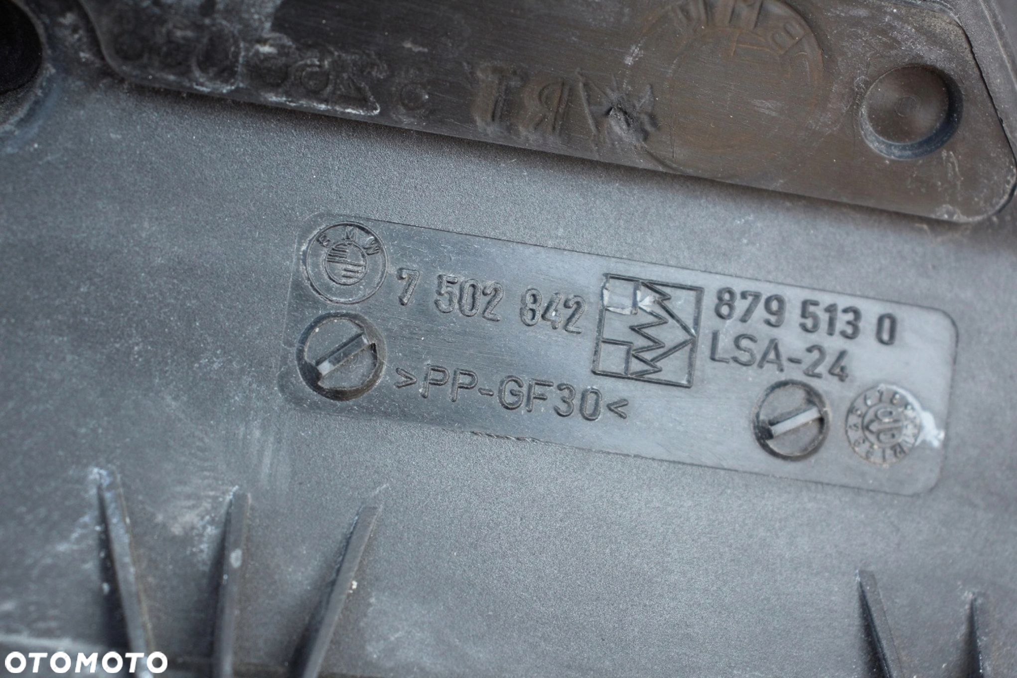 Wlot powietrza kanał BMW e46 m54 7502842 - 3