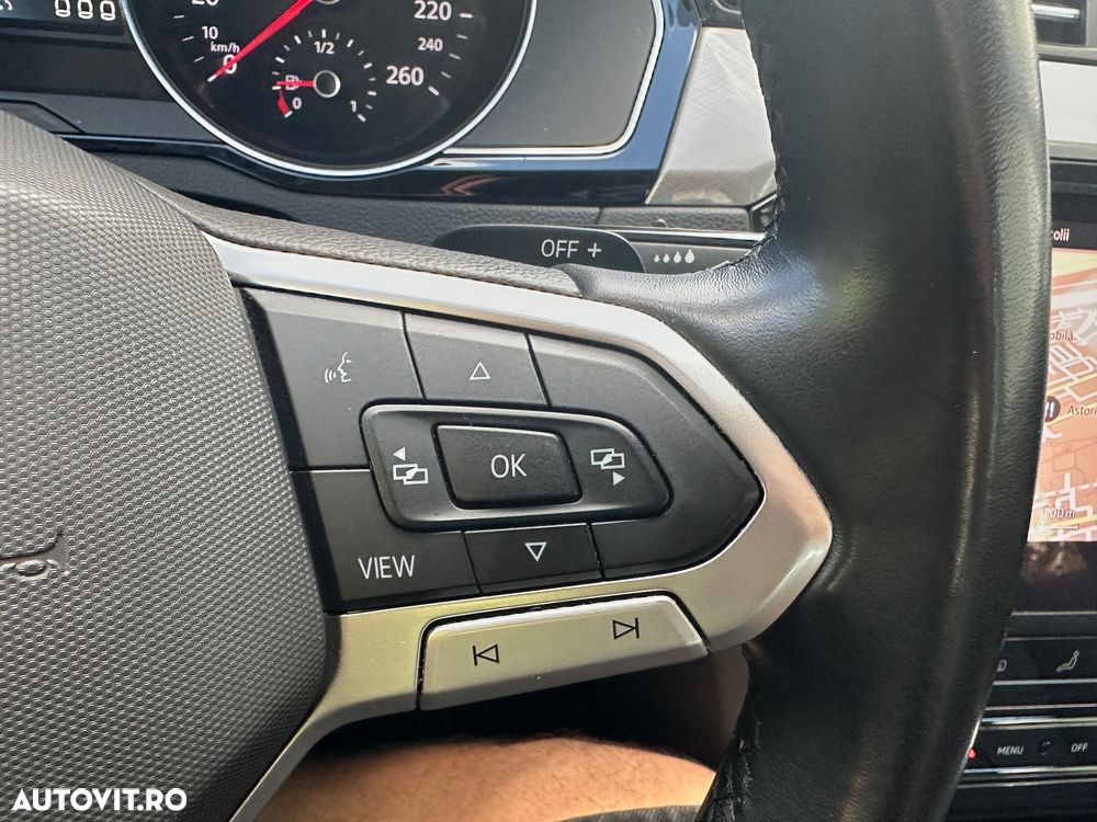 Volkswagen Passat - 20