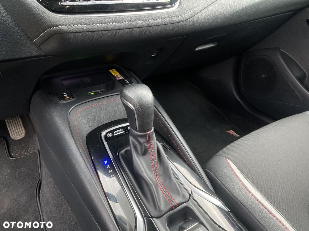 Toyota Corolla 2.0 Hybrid GR Sport Dynamic - 21