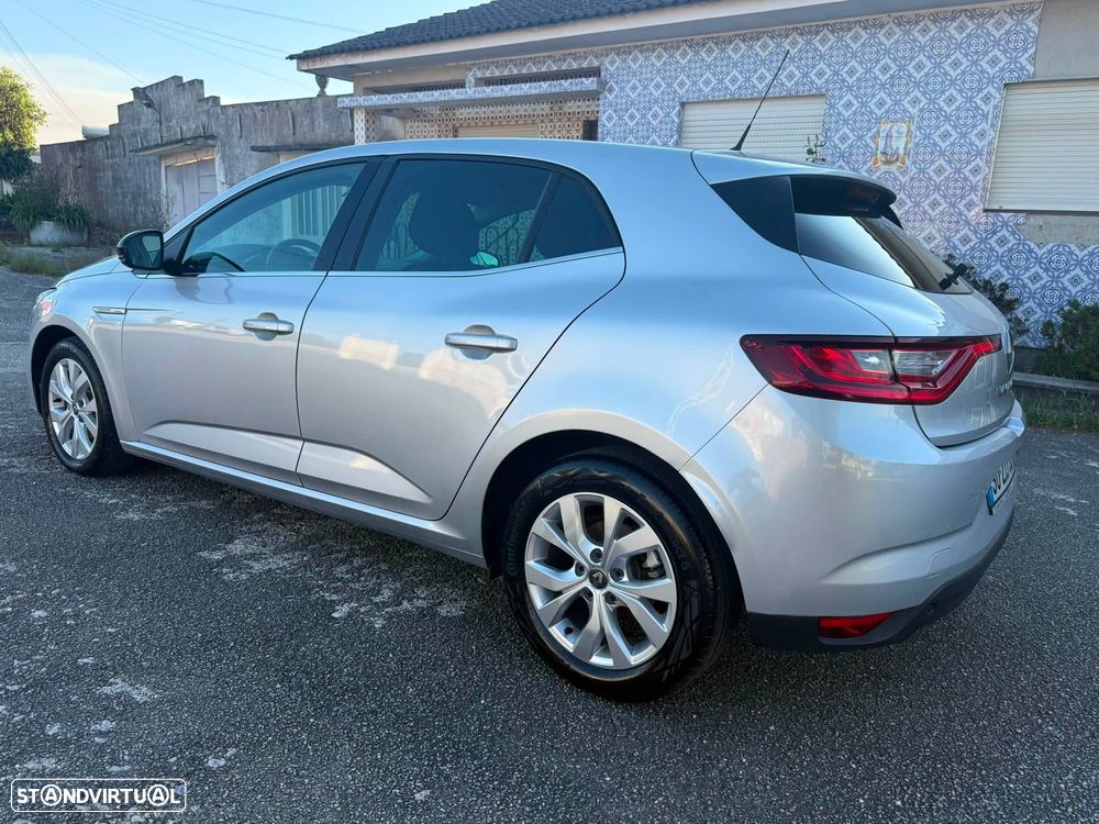 Renault Mégane 1.5 Blue dCi Limited - 5