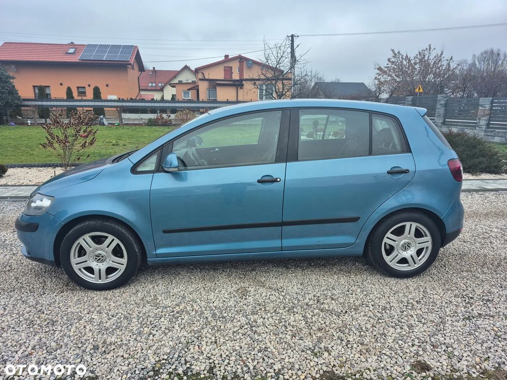 Volkswagen Golf Plus - 10