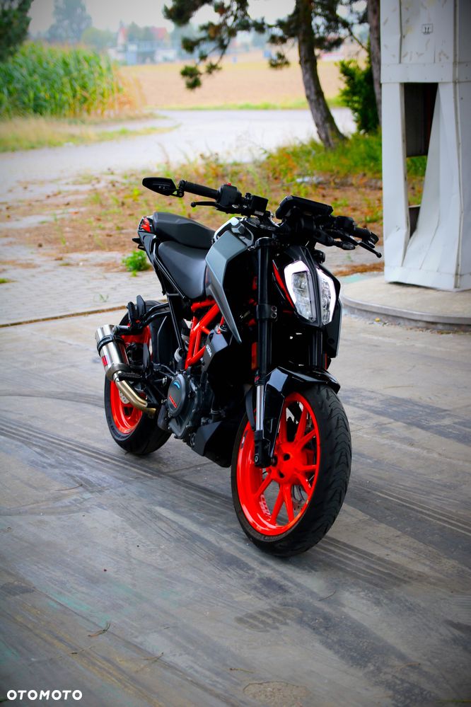 KTM Duke 390 - 1