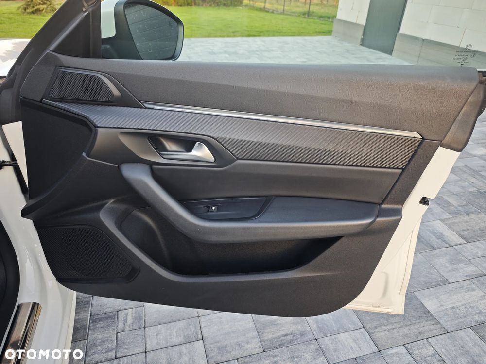 Peugeot 508 1.6 PureTech Allure Pack S&S EAT8 - 18