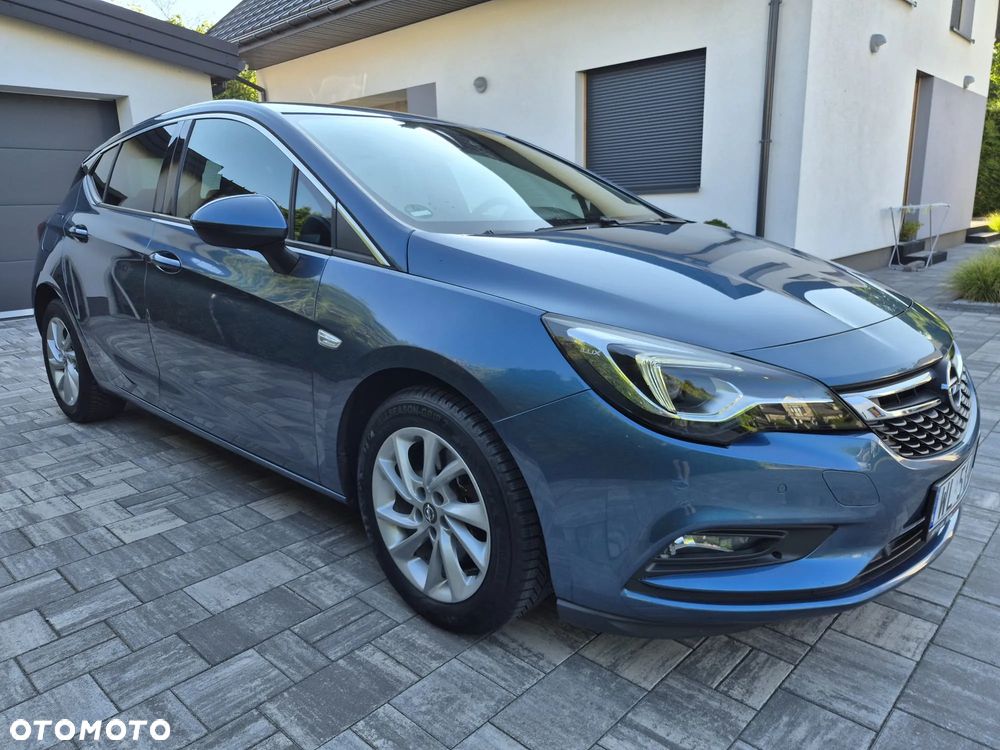 Opel Astra 1.6 T Dynamic S&S - 9