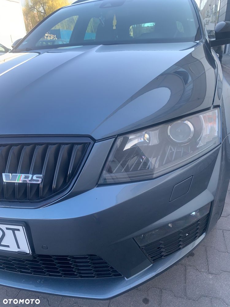 Skoda Octavia 2.0 TDI RS DSG - 6