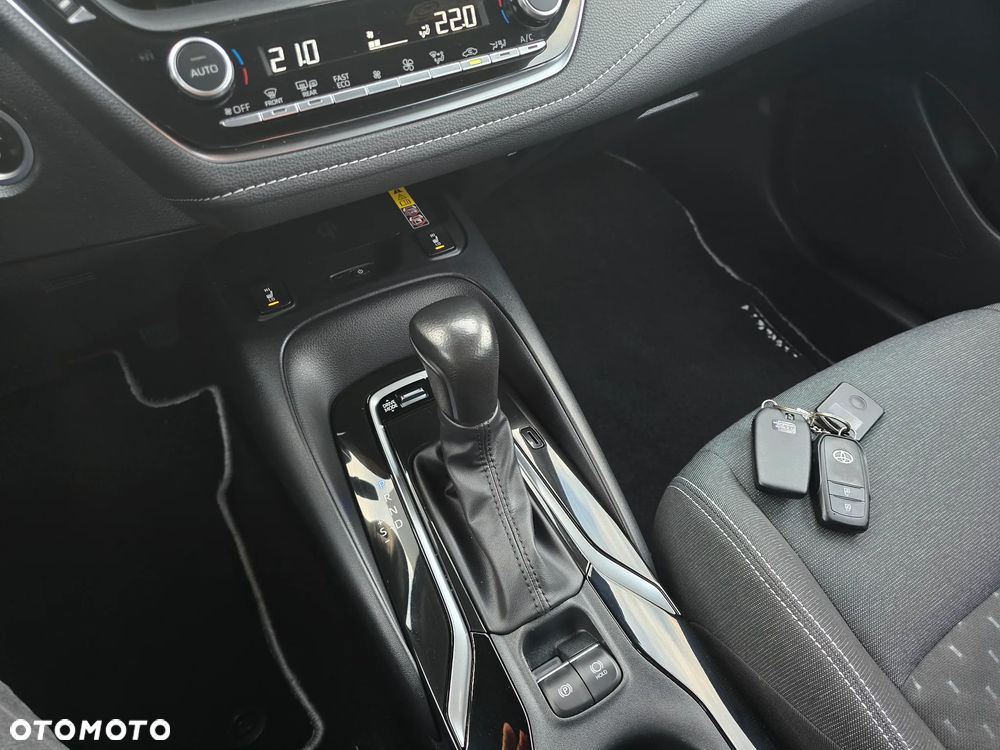 Toyota Corolla 2.0 Hybrid Comfort - 41